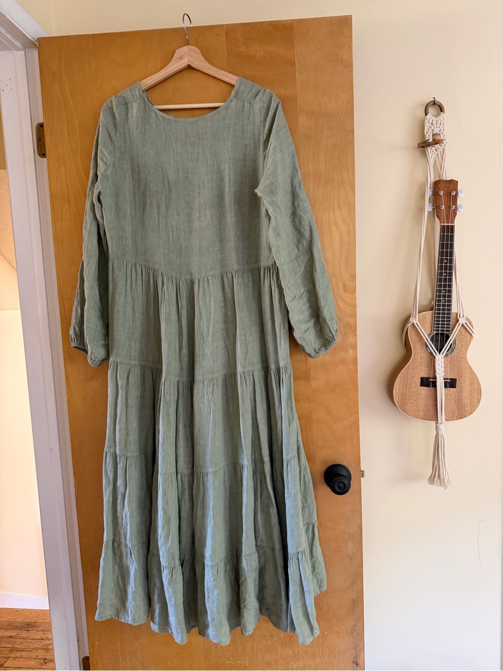 Beachwood Baby Mara 100% Linen Dress - Picture 5 of 5
